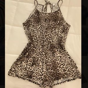 Vestique Leopard Print Romper
